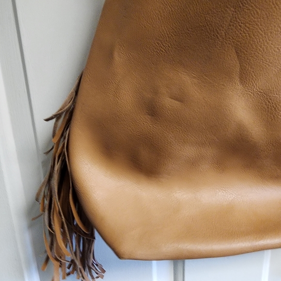 Jessica Simpson, faux leather Women Ten Tote, Color: Tan with fringe on sides.!! - Picture 2 of 10